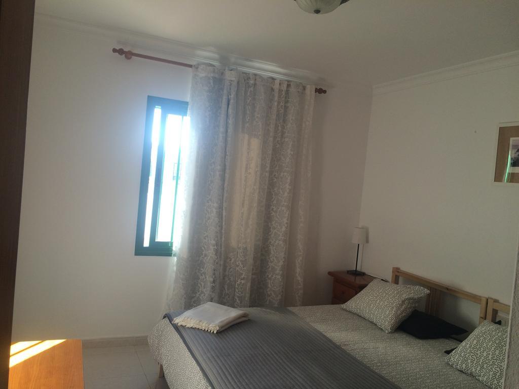 Alhambra Apartamentos Tías Rum bild