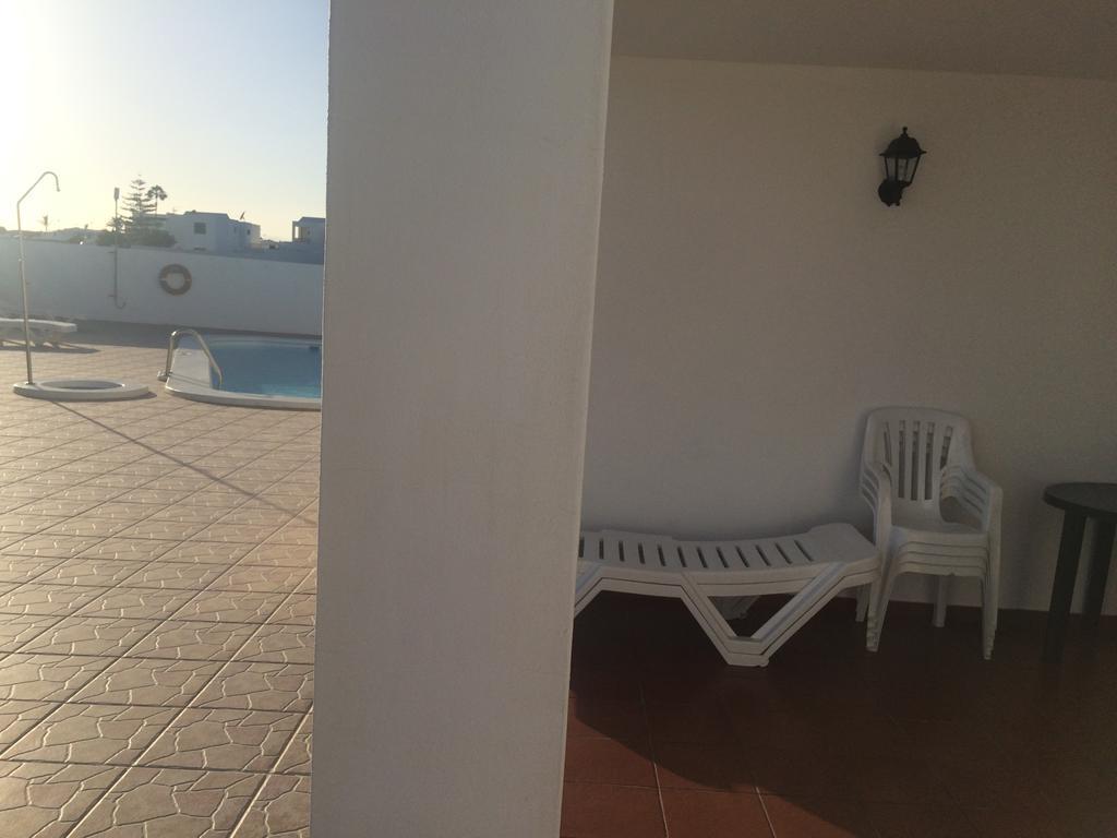 Alhambra Apartamentos Tías Rum bild